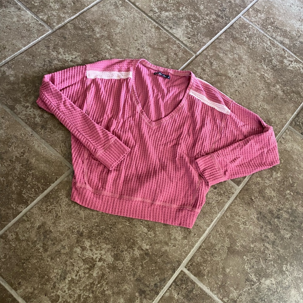 Women’s size small. Super cute. Good condition